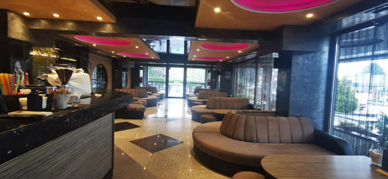 Hotel Elit Pernik Εξωτερικό φωτογραφία