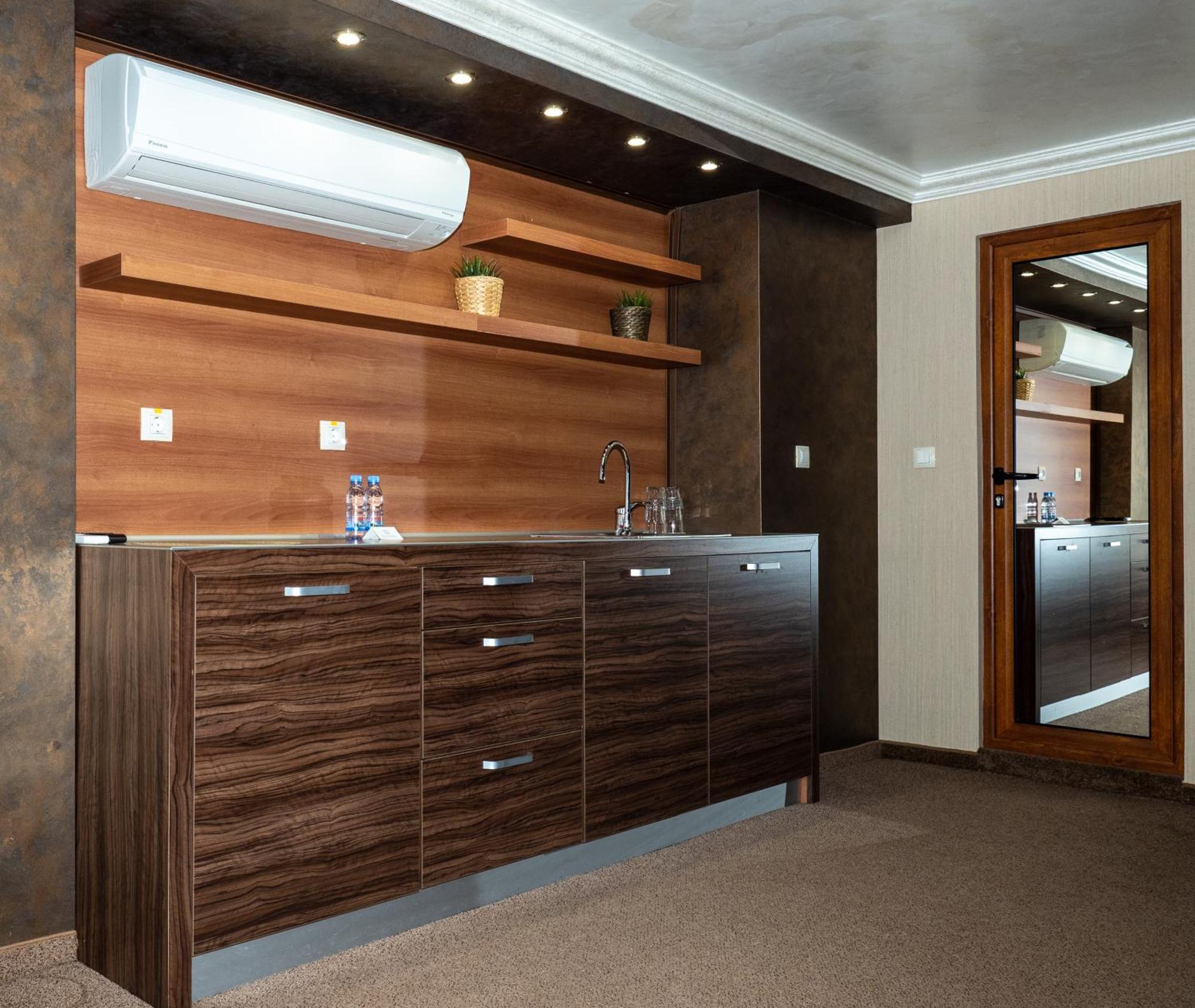 Hotel Elit Pernik Εξωτερικό φωτογραφία