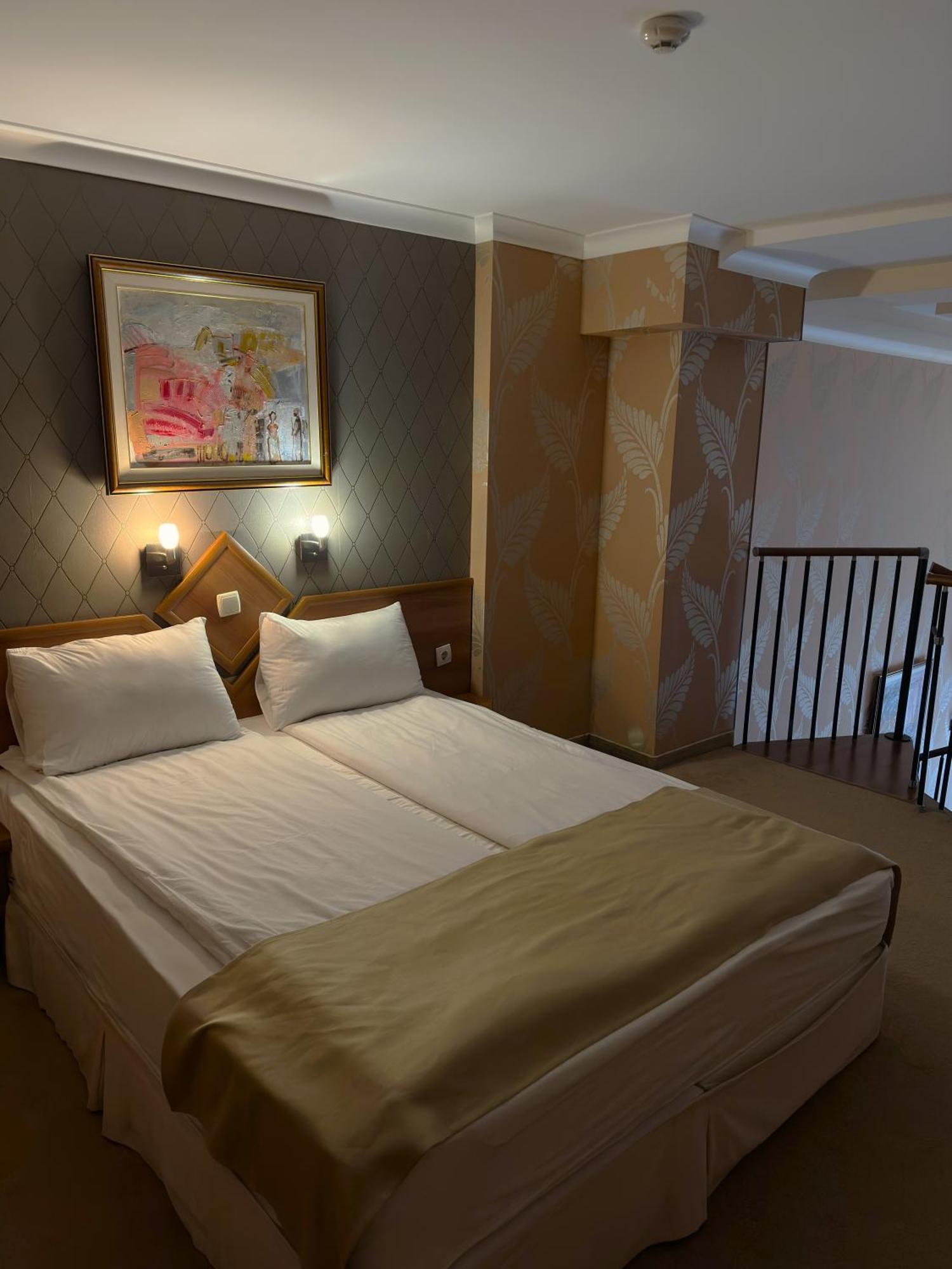 Hotel Elit Pernik Εξωτερικό φωτογραφία
